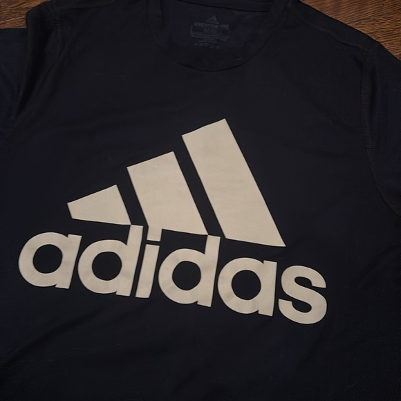 Women’s adidas t shirt - Picture 3 of 4